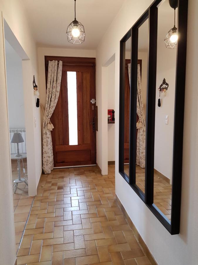 Le Cottage De Mae Seigy Екстериор снимка