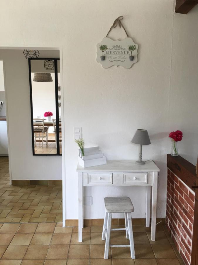 Le Cottage De Mae Seigy Екстериор снимка